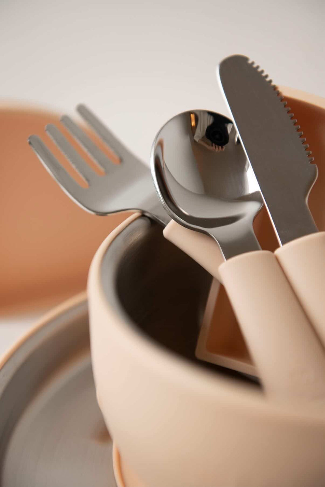 Making Mealtimes Easier: A Practical Guide for Stress-Free Baby Feeding